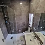 Apartment Sky 3 *